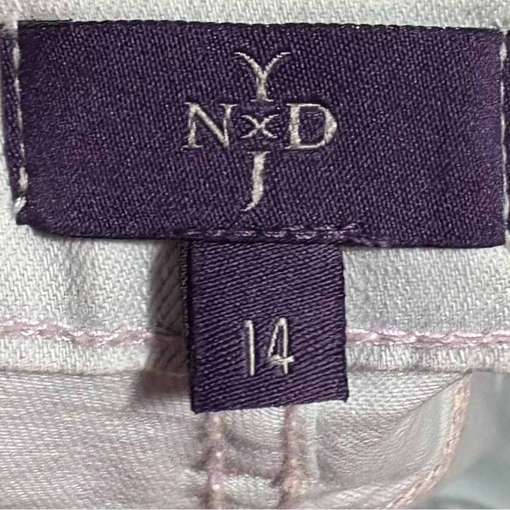 NYDJ Light Blue Jeans - Picture 3 of 7